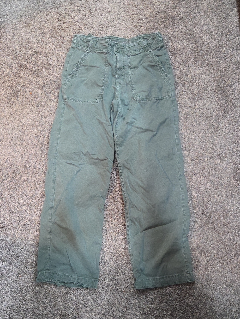 American Eagle Outfitters Womemss Olive Utility Cargo Pants